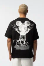 Usual Suspect Design Unisex T-Shirt - Image 2