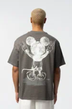 Usual Suspect Design Unisex T-Shirt - Image 8
