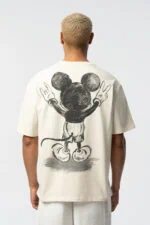 Usual Suspect Design Unisex T-Shirt - Image 9