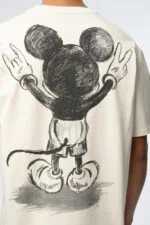 Usual Suspect Design Unisex T-Shirt - Image 10