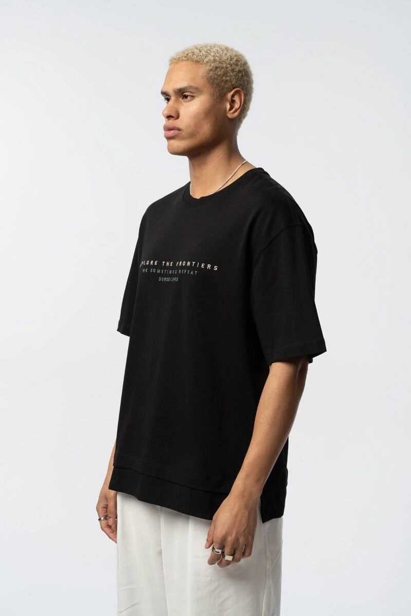 Art Frame Design Unisex T-Shirt - Image 4
