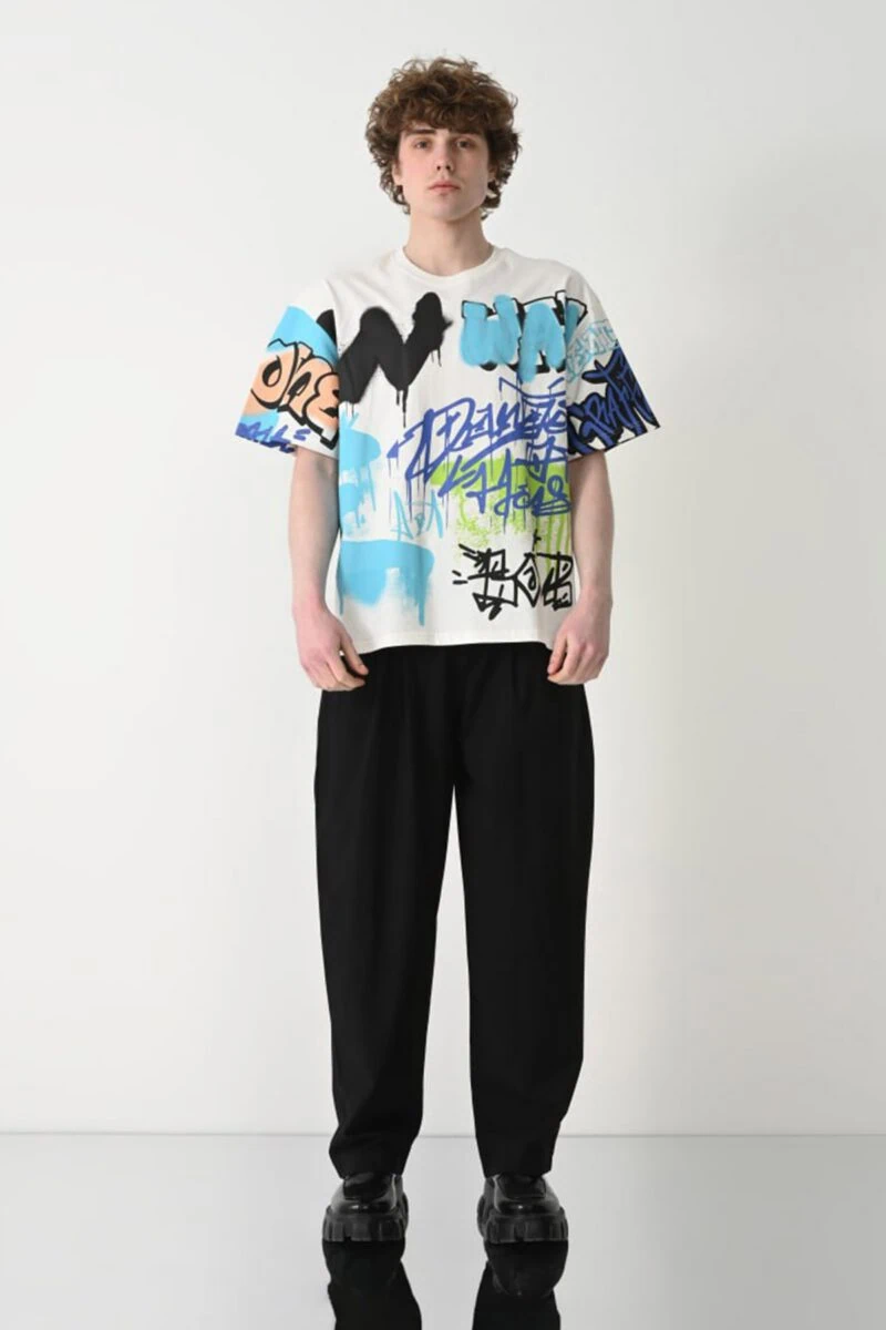 White Graffiti Design T-Shirt - Image 5