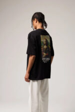 Cute Lisa Unisex T-Shirt - Image 3