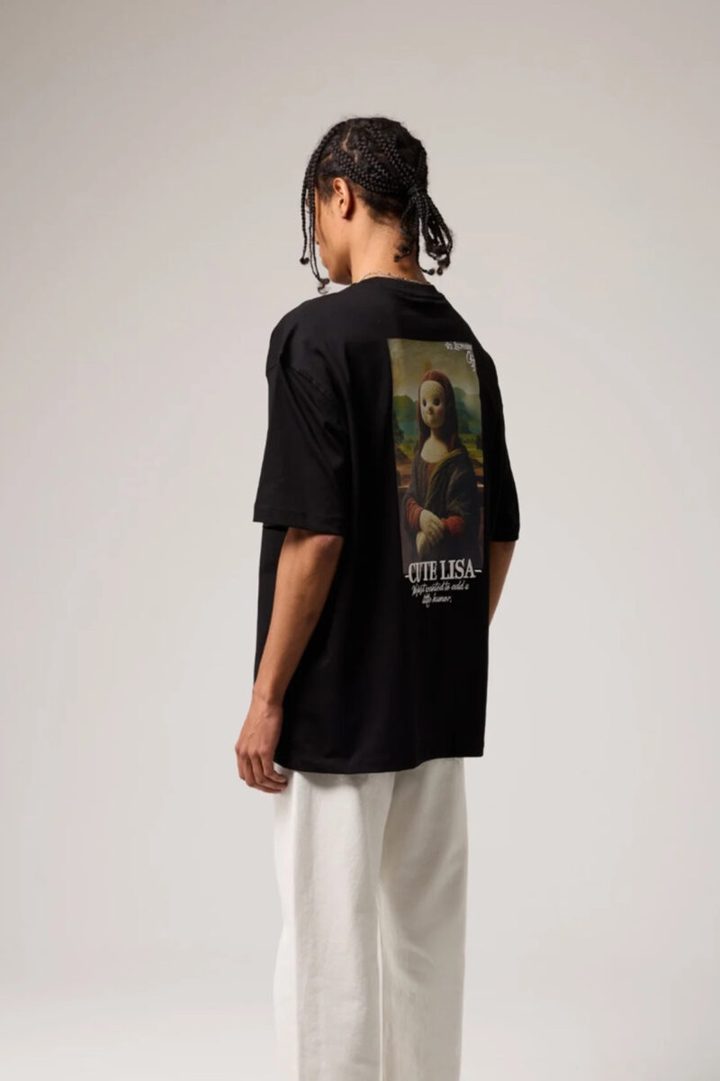 Cute Lisa Unisex T-Shirt - Image 3